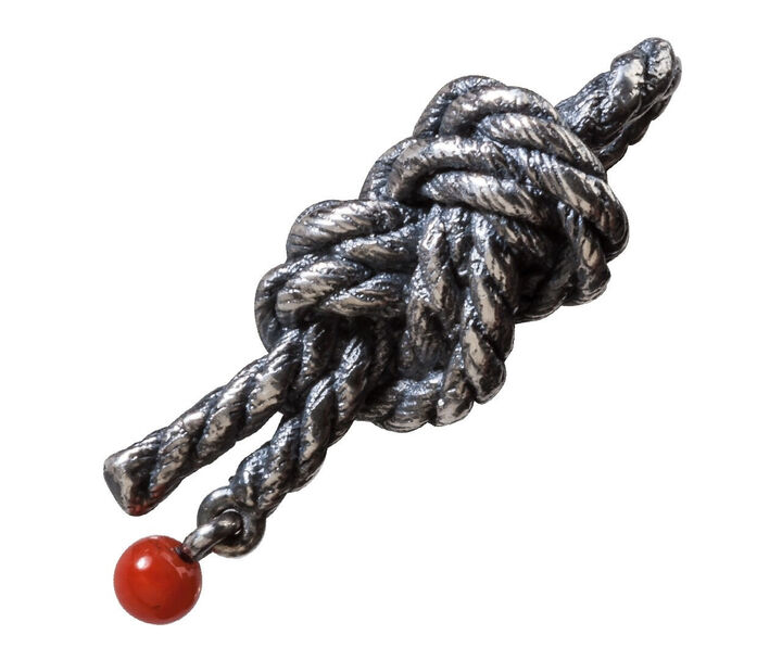 Kleiner KNOTEN Silber geschwärzt mit Korallen Kugel